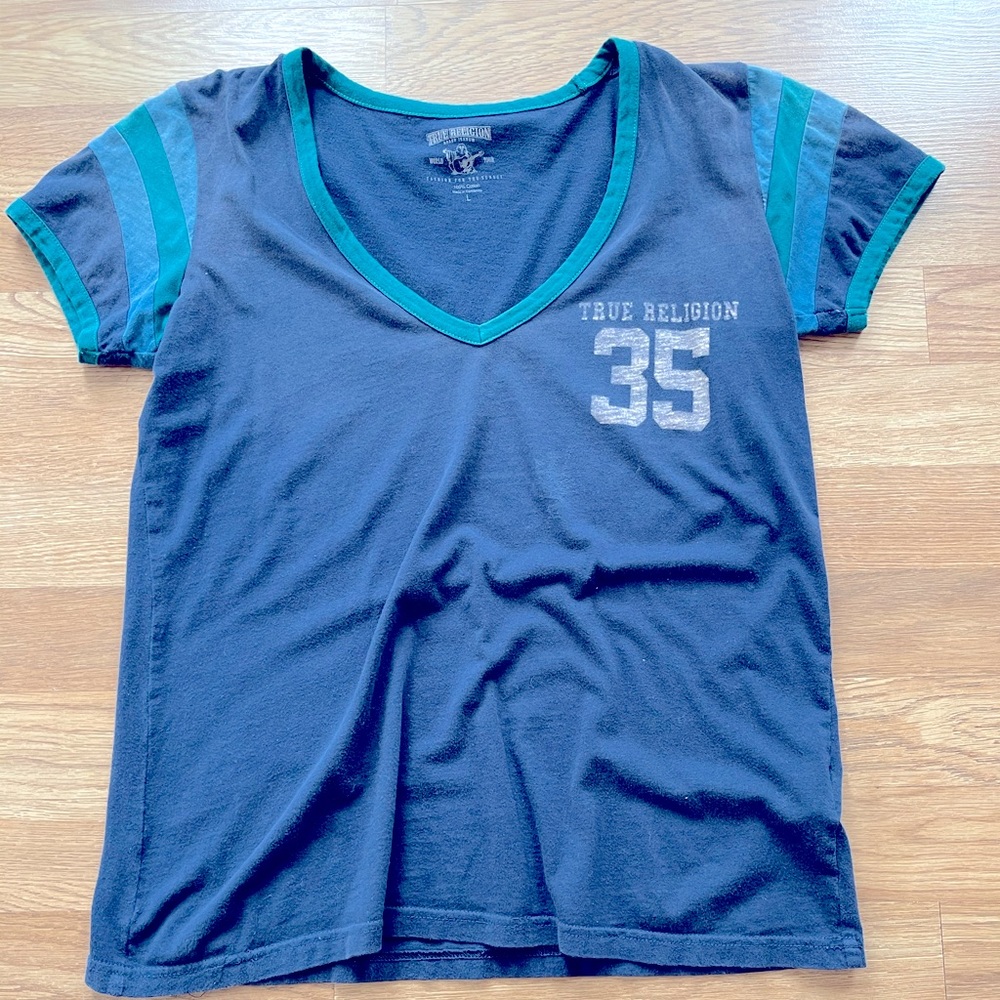 True religion v neck